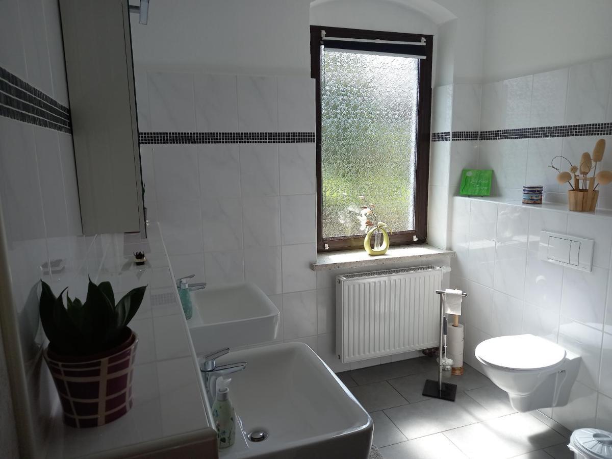 Familienfreundliche Ferienwohnung Erzgebirge Шнеберг Экстерьер фото